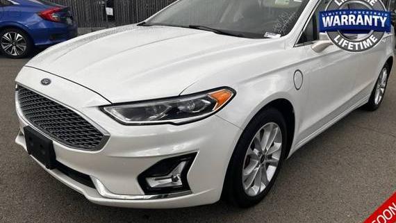 FORD FUSION 2019 3FA6P0SU9KR174146 image