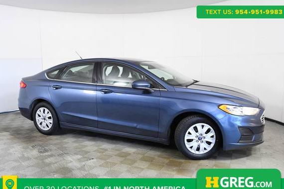 FORD FUSION 2019 3FA6P0G73KR159256 image