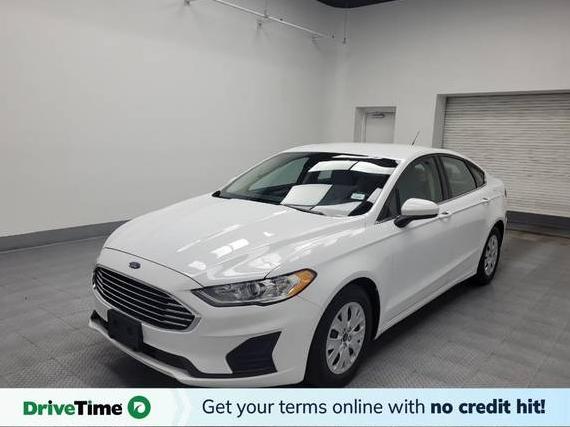 FORD FUSION 2019 3FA6P0G74KR210215 image