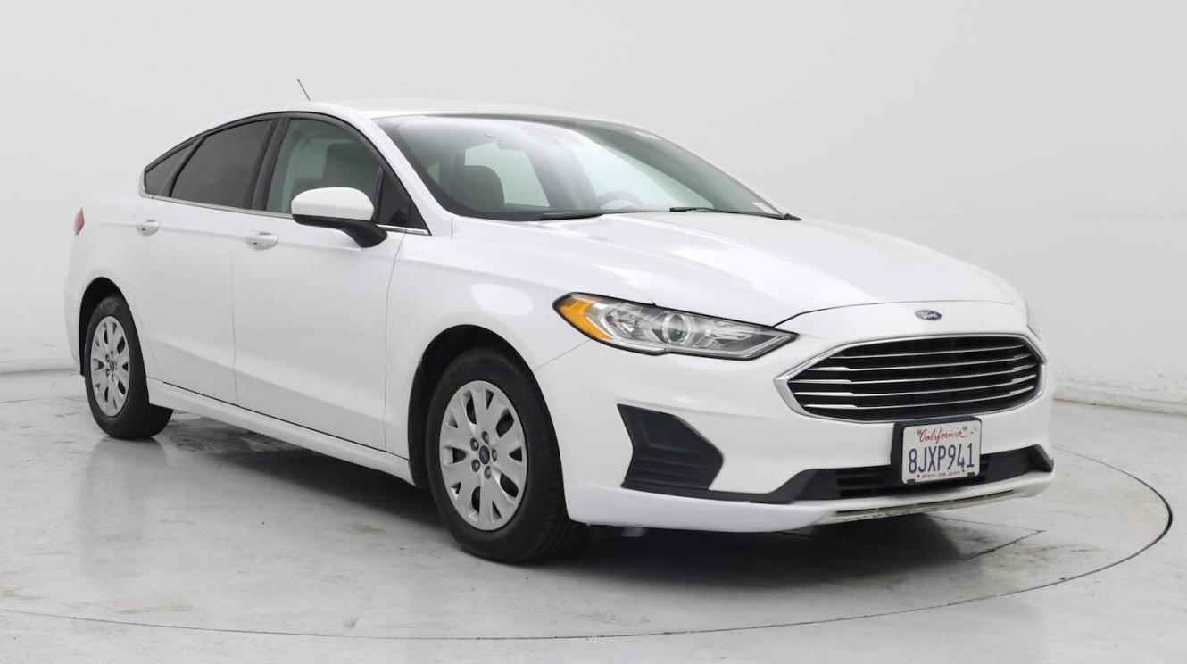 FORD FUSION 2019 3FA6P0G73KR176171 image