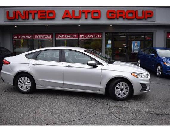 FORD FUSION 2019 3FA6P0G73KR274035 image