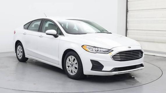 FORD FUSION 2019 3FA6P0G77KR285068 image