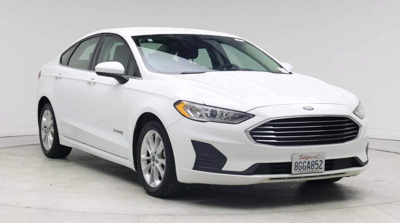 FORD FUSION 2019 3FA6P0LU5KR104013 image