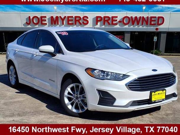 FORD FUSION 2019 3FA6P0LU0KR193649 image