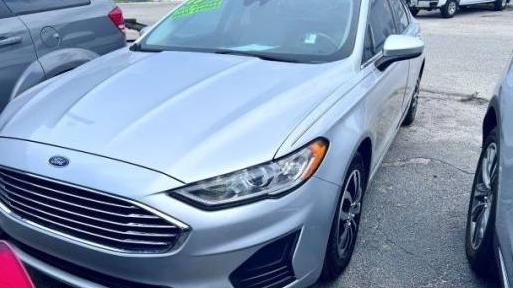 FORD FUSION 2019 3FA6P0G71KR128233 image