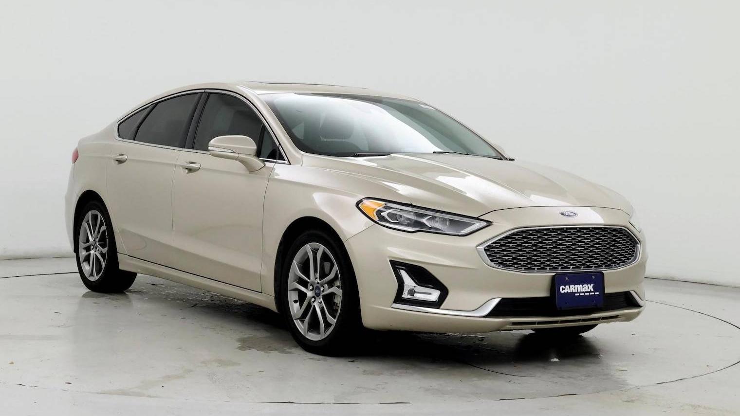 FORD FUSION 2019 3FA6P0RU3KR106883 image