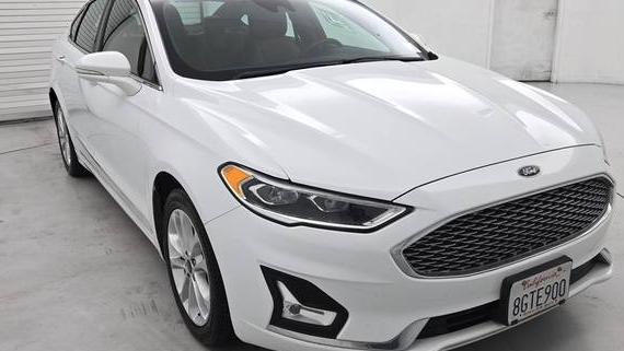FORD FUSION 2019 3FA6P0SU3KR104559 image