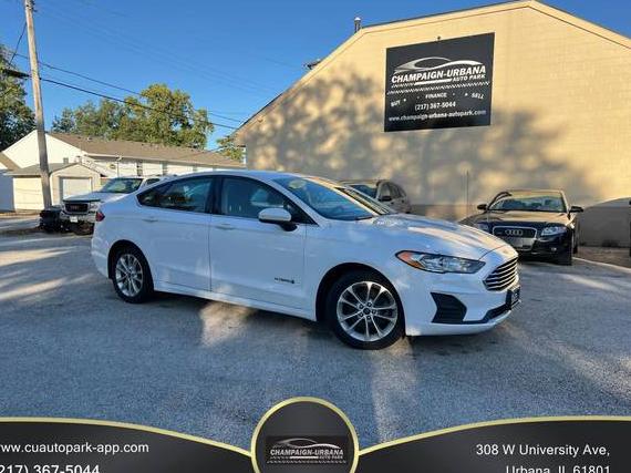 FORD FUSION 2019 3FA6P0LU2KR120718 image