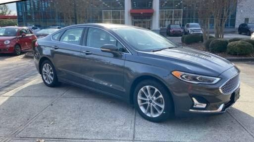 FORD FUSION 2019 3FA6P0SU5KR101162 image