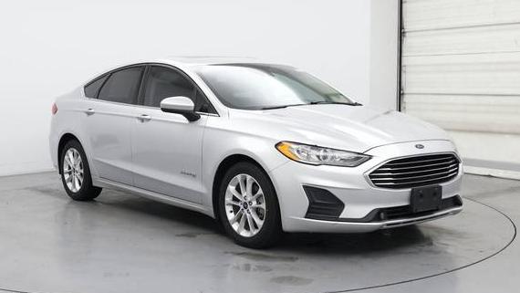FORD FUSION 2019 3FA6P0LUXKR272424 image