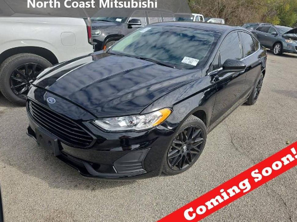 FORD FUSION 2019 3FA6P0G72KR250292 image