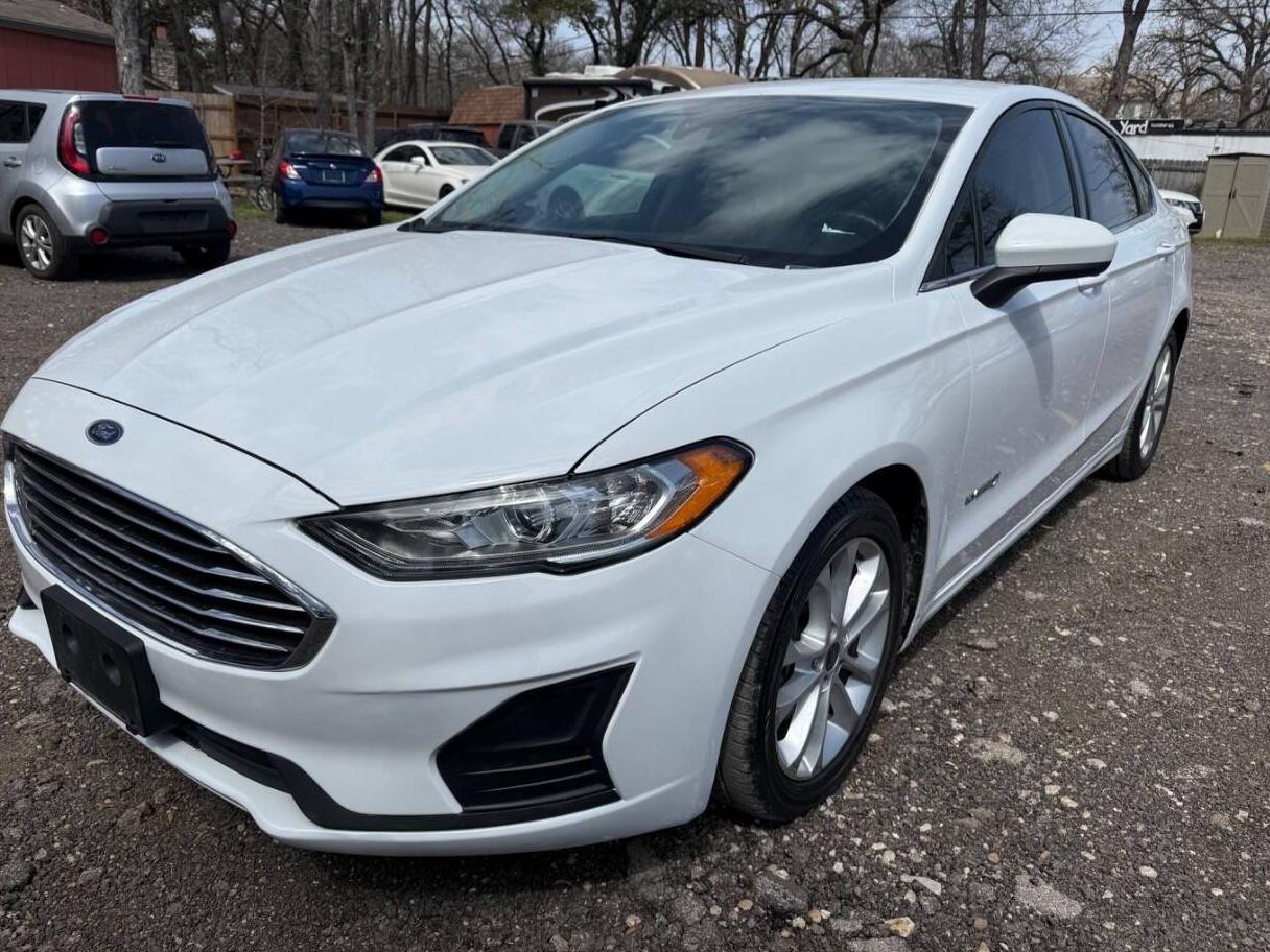 FORD FUSION 2019 3FA6P0LU9KR206737 image