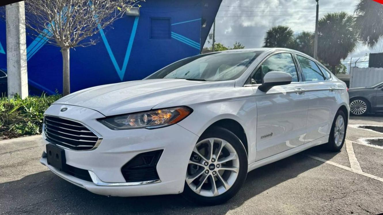 FORD FUSION 2019 3FA6P0LU1KR105532 image