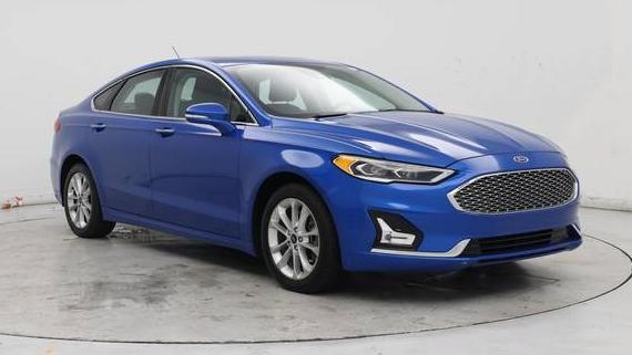 FORD FUSION 2019 3FA6P0SU5KR213038 image