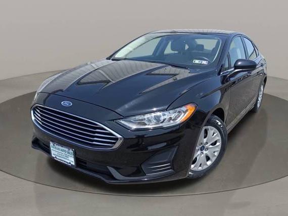 FORD FUSION 2019 3FA6P0G72KR281283 image