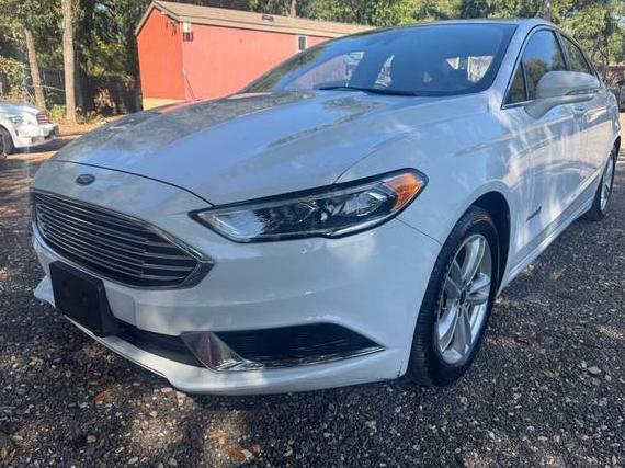 FORD FUSION 2018 3FA6P0LU1JR129795 image