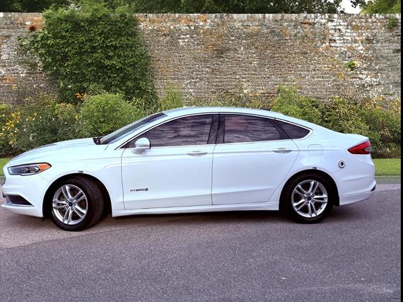 FORD FUSION 2018 3FA6P0LU2JR171828 image