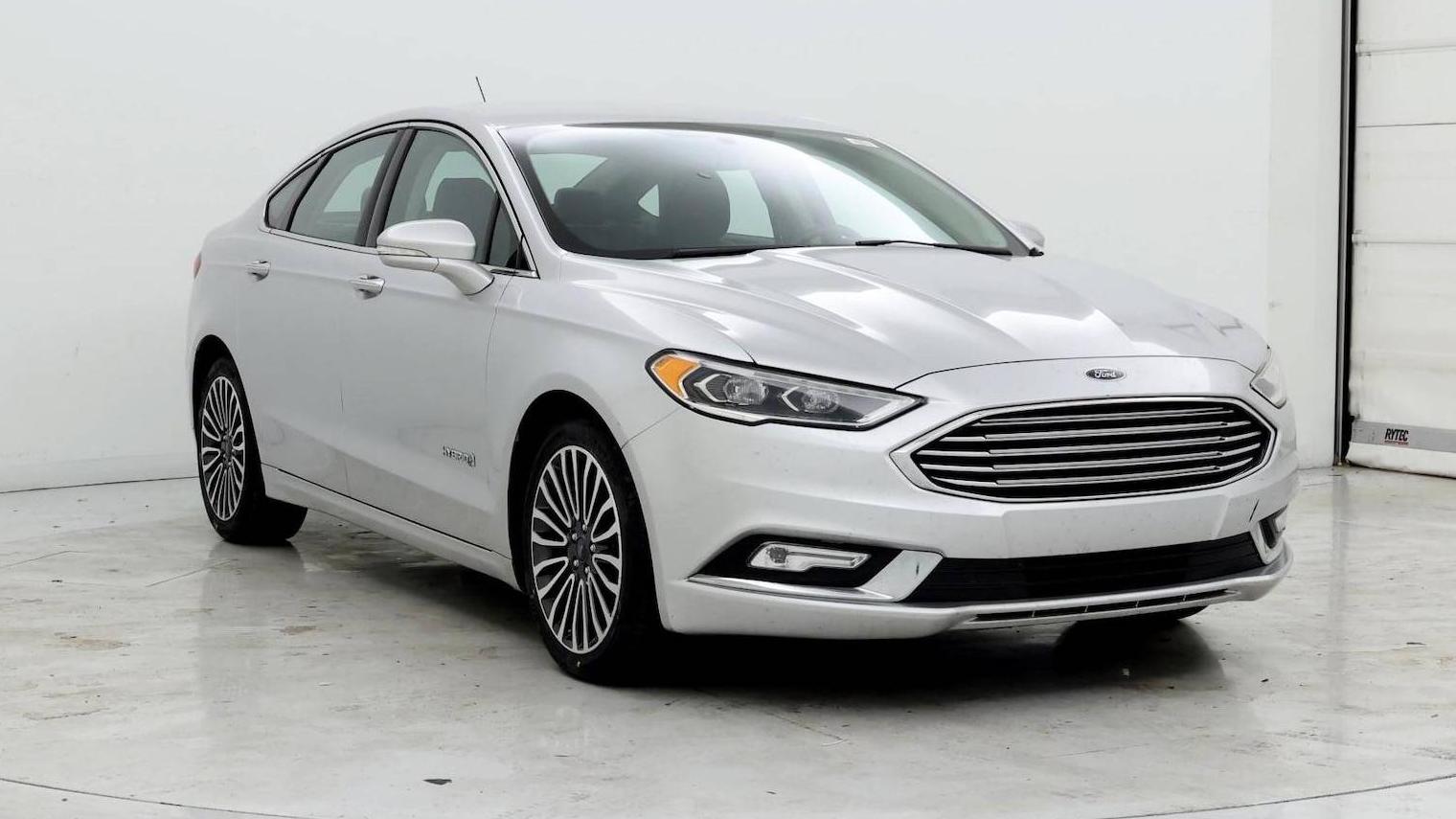 FORD FUSION 2018 3FA6P0RU8JR168679 image