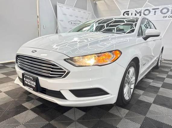 FORD FUSION 2018 3FA6P0UU1JR122215 image FORD FUSION 2018 3FA6P0UU1JR122215 image