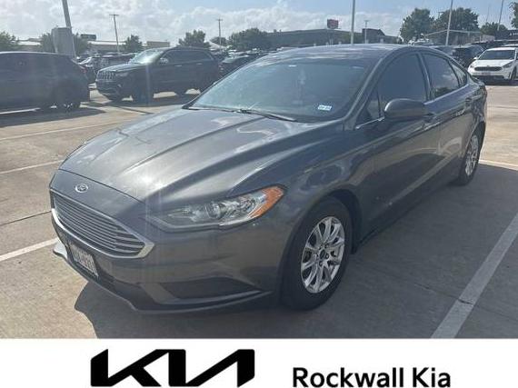 FORD FUSION 2017 3FA6P0G75HR175533 image