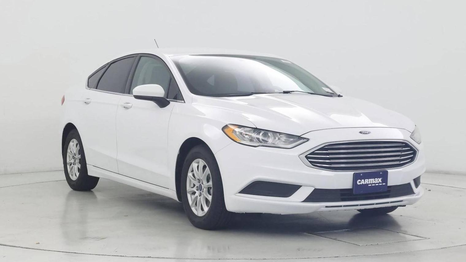 FORD FUSION 2017 3FA6P0G76HR343633 image