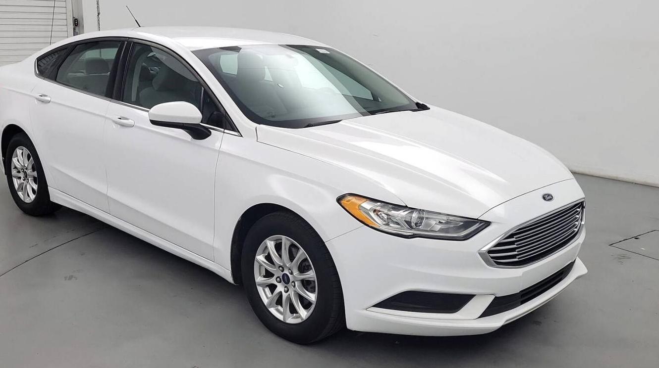 FORD FUSION 2017 3FA6P0G73HR144037 image