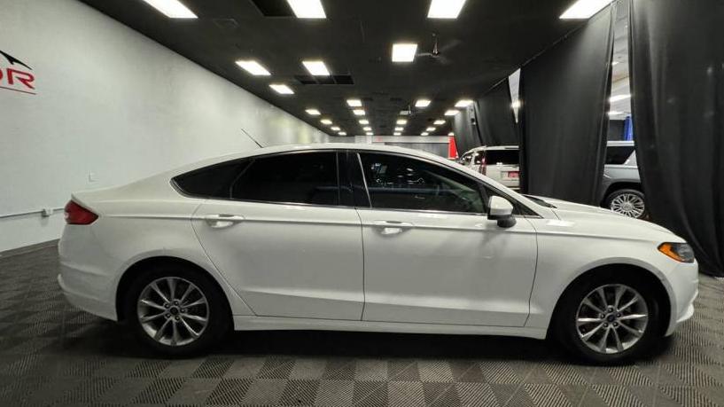 FORD FUSION 2017 3FA6P0H75HR150016 image