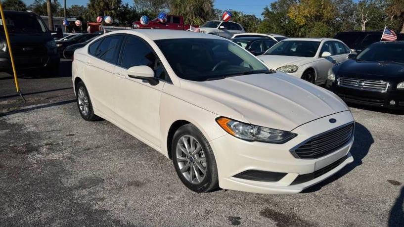 FORD FUSION 2017 3FA6P0H72HR290136 image