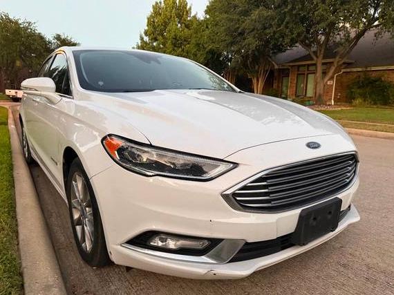 FORD FUSION 2017 3FA6P0LU3HR409387 image