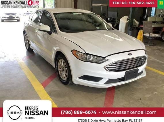 FORD FUSION 2017 3FA6P0G70HR235945 image