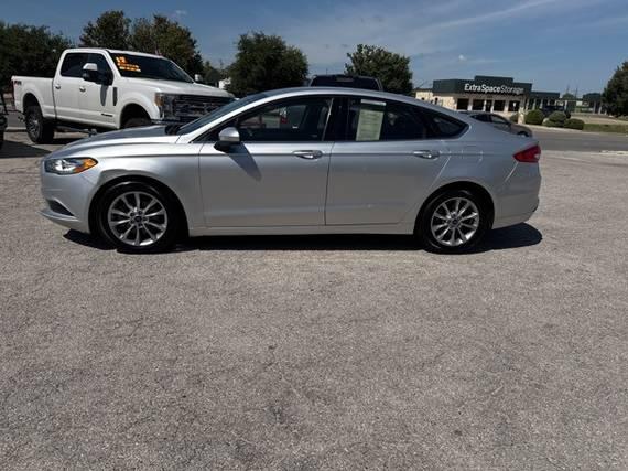 FORD FUSION 2017 3FA6P0H70HR397945 image
