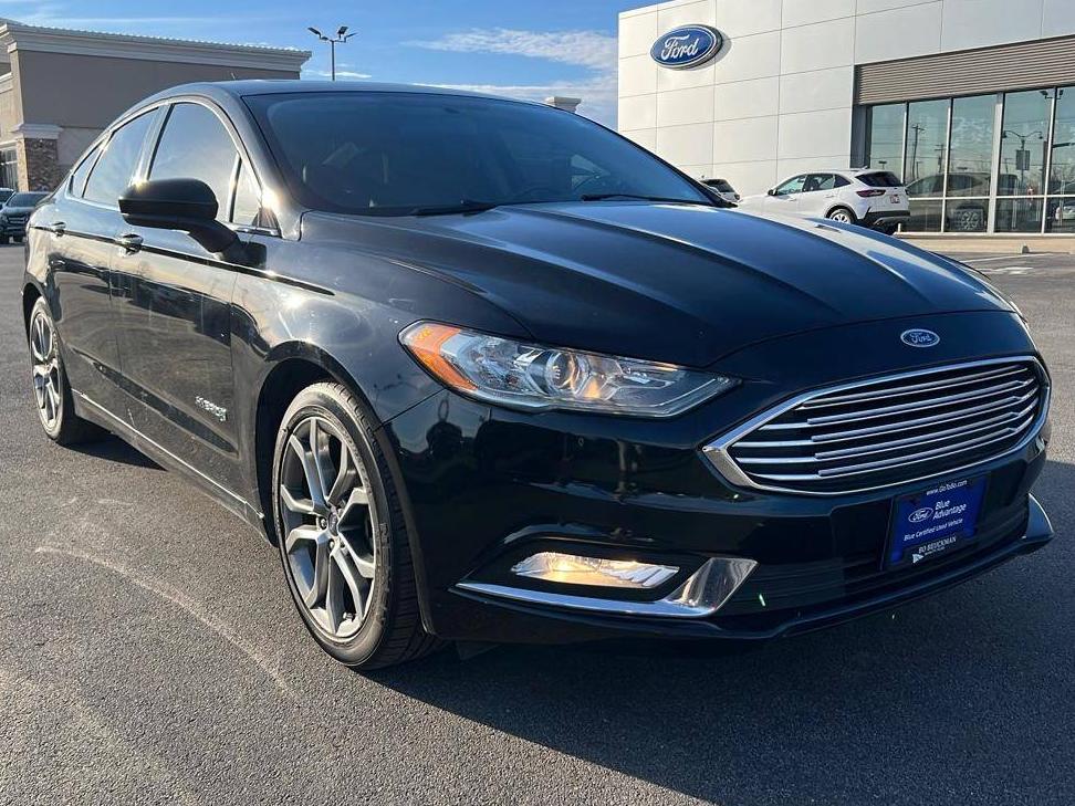 FORD FUSION 2017 3FA6P0LU4HR195929 image