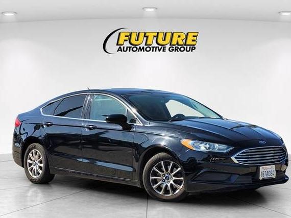 FORD FUSION 2017 3FA6P0G75HR110438 image