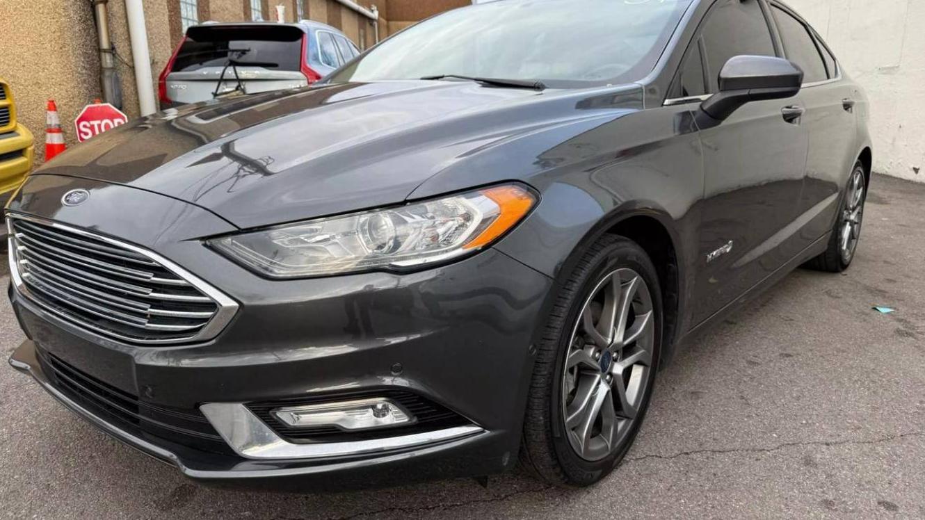 FORD FUSION 2017 3FA6P0LU3HR368937 image