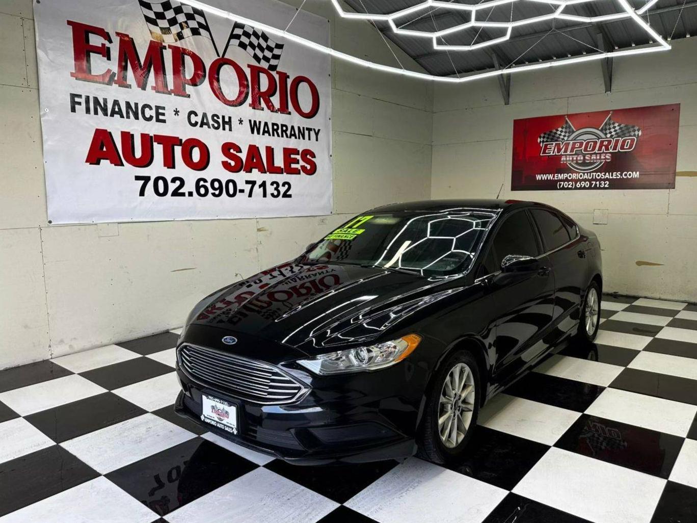 FORD FUSION 2017 3FA6P0H79HR105533 image