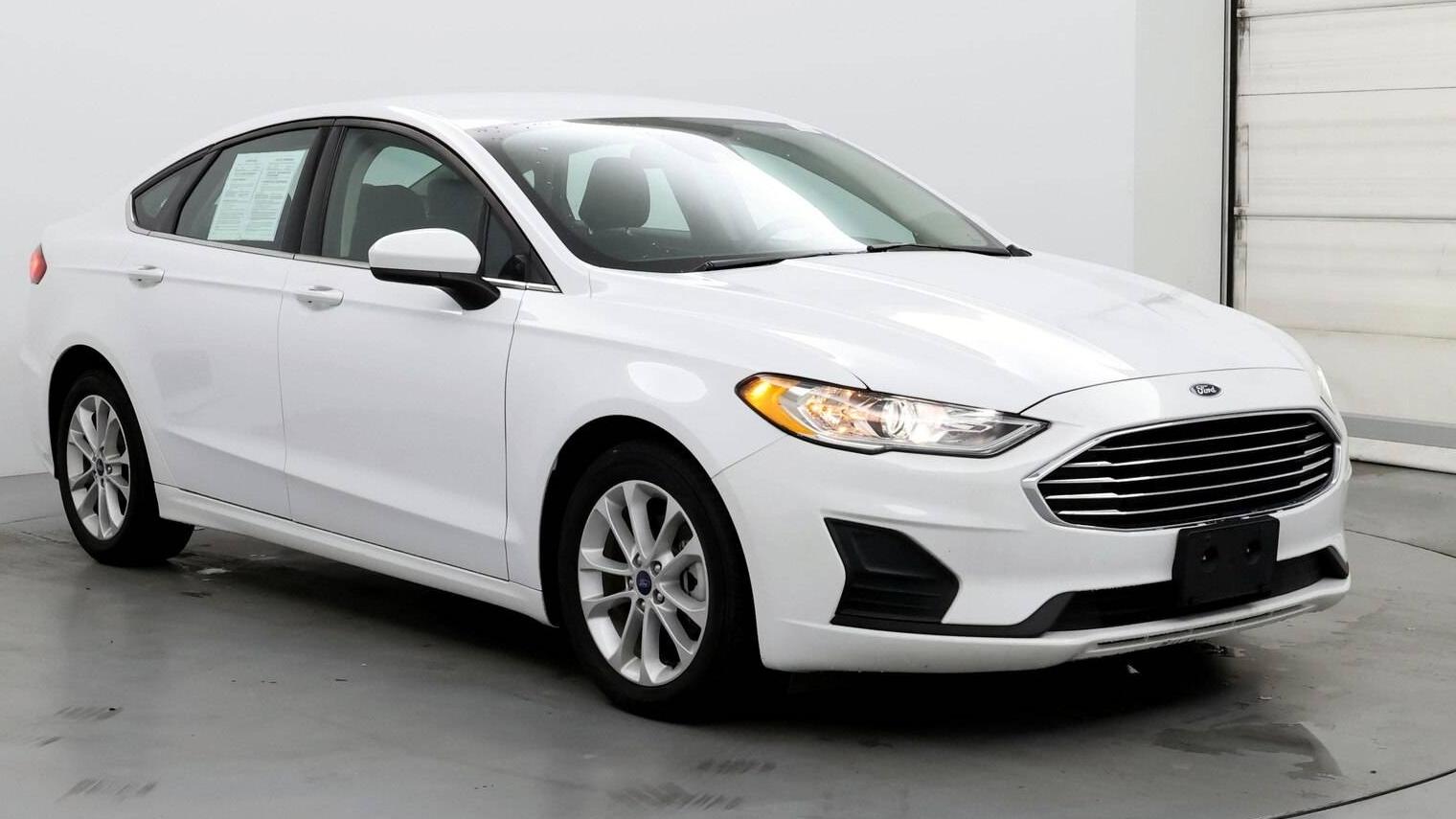 FORD FUSION 2020 3FA6P0LU9LR173482 image