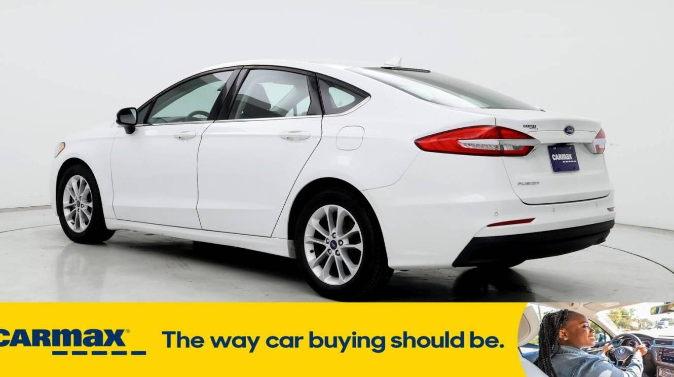 FORD FUSION 2020 3FA6P0H74LR129019 image