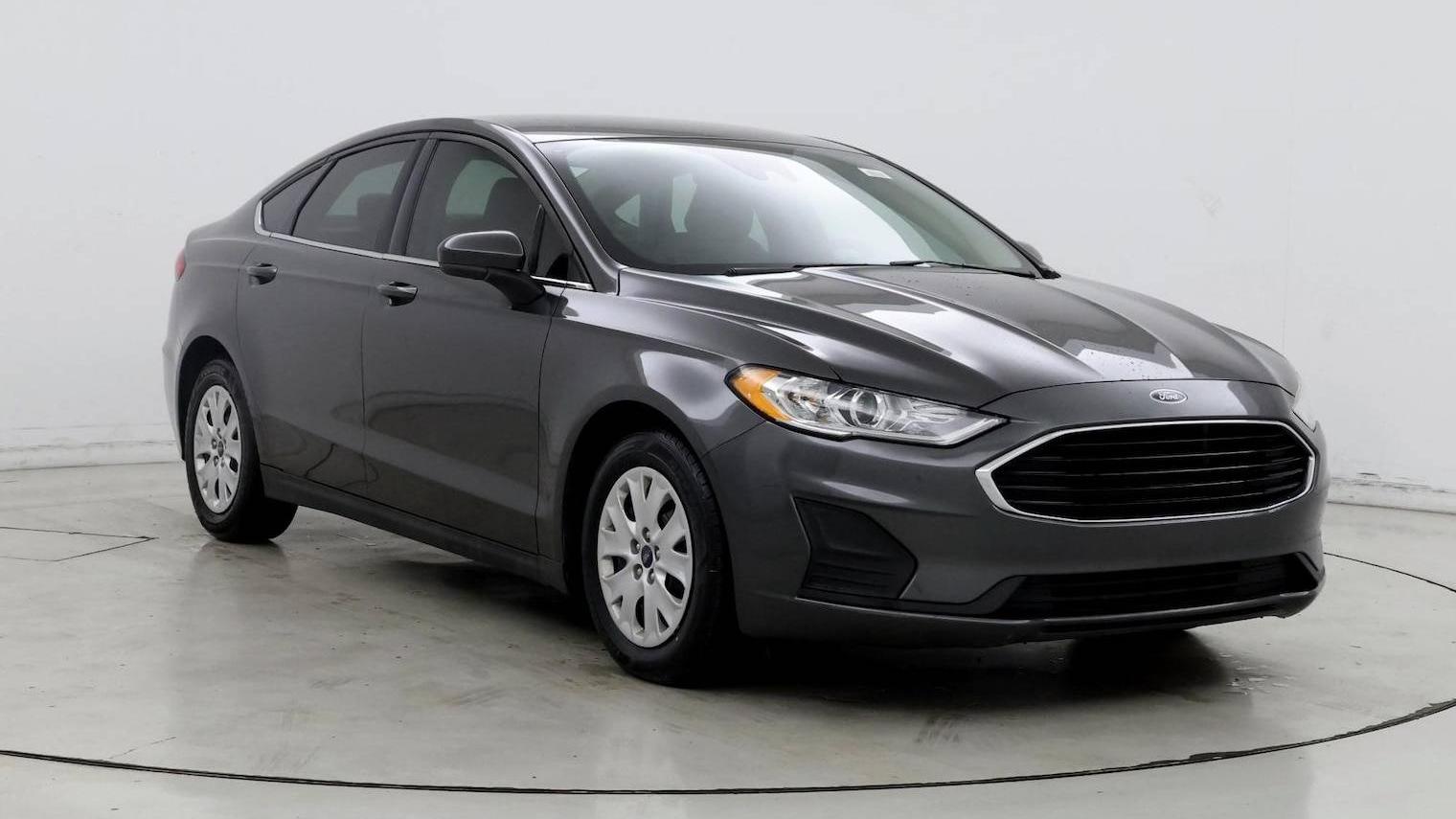 FORD FUSION 2020 3FA6P0G77LR197428 image