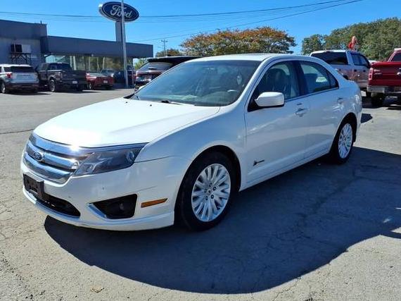 FORD FUSION 2010 3FADP0L34AR288888 image