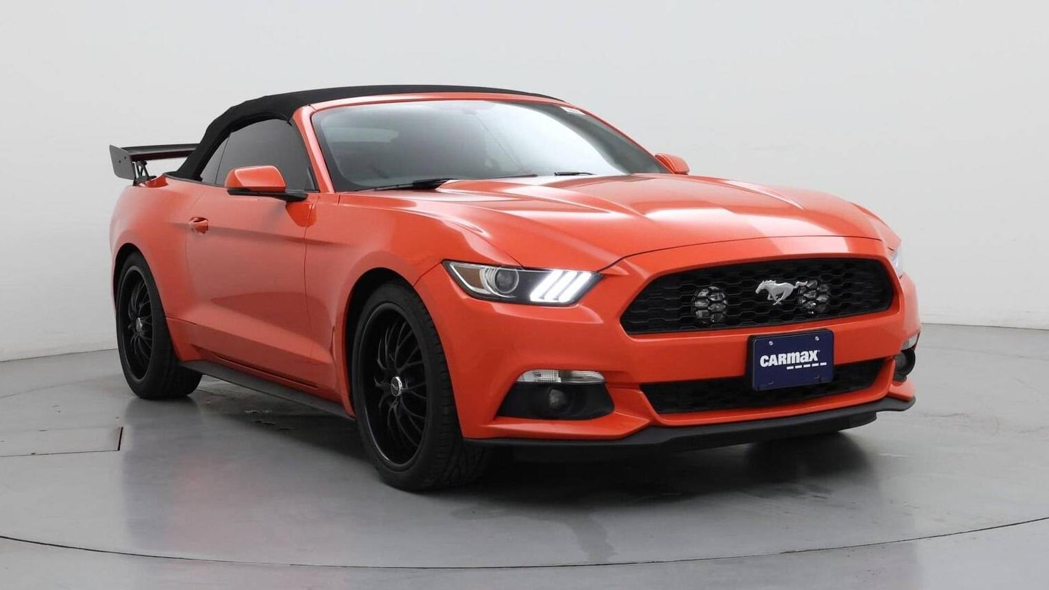 FORD MUSTANG 2016 1FATP8UH8G5329605 image