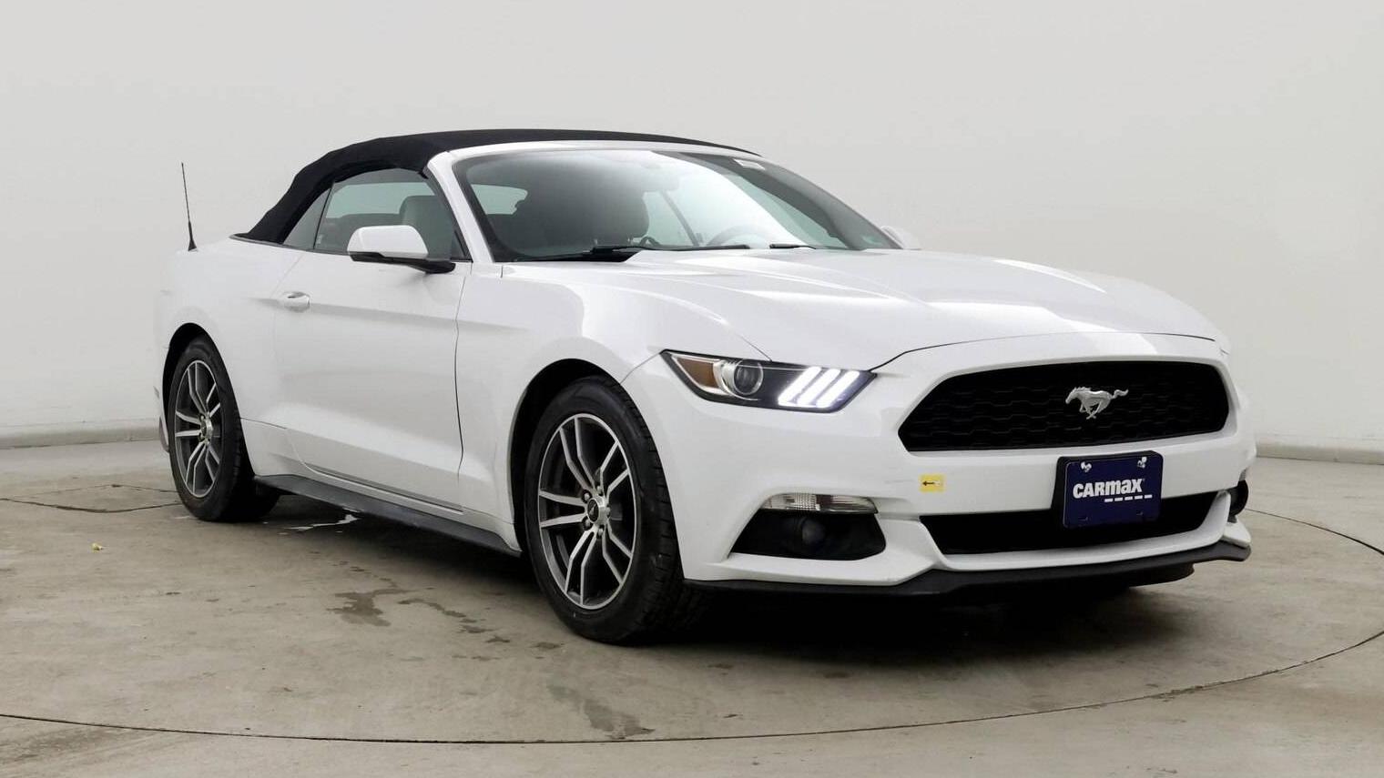 FORD MUSTANG 2016 1FATP8UH1G5210794 image