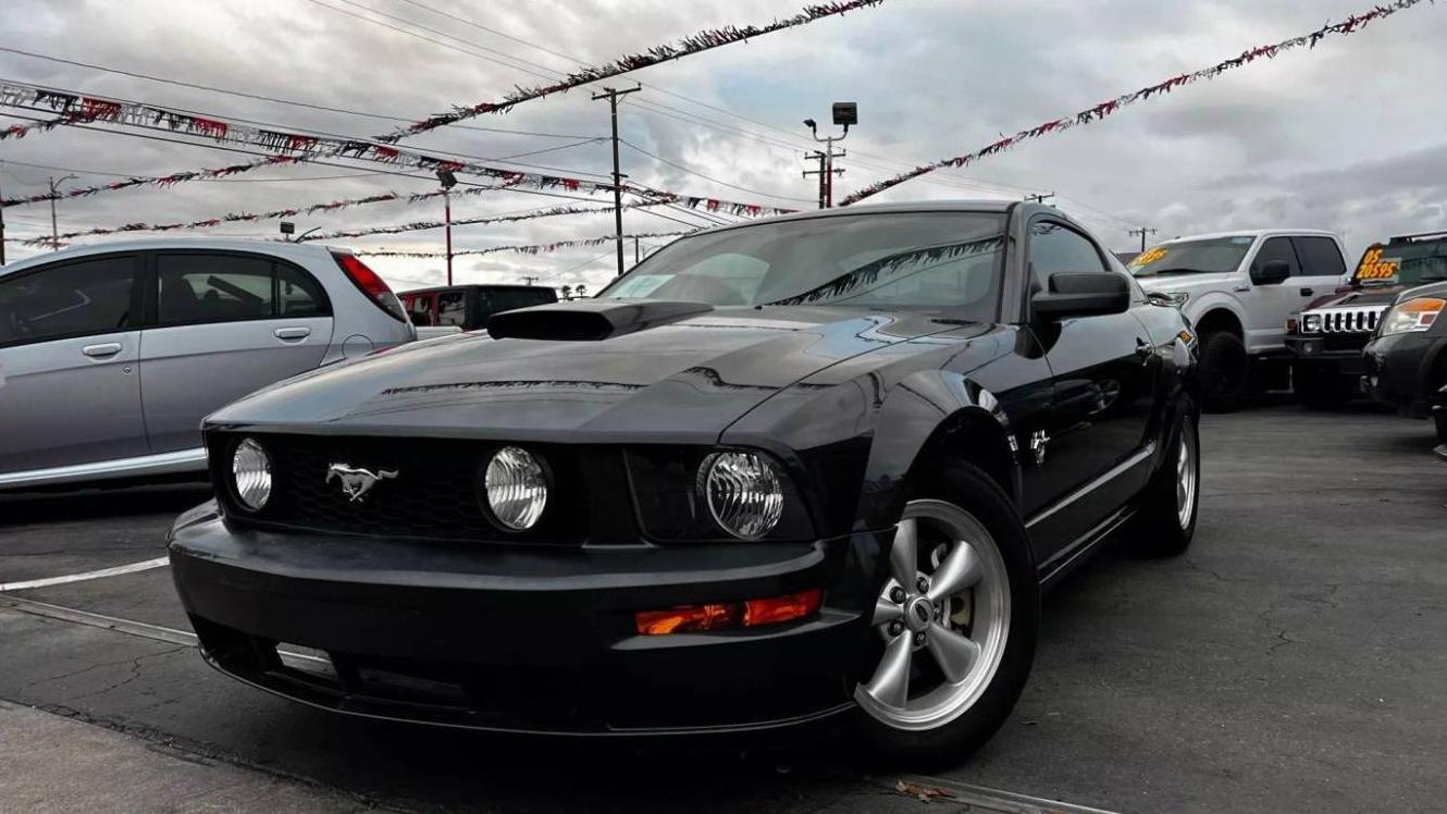 FORD MUSTANG 2009 1ZVHT82H095133365 image