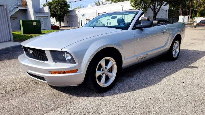 FORD MUSTANG 2007 1ZVHT84NX75216205 image