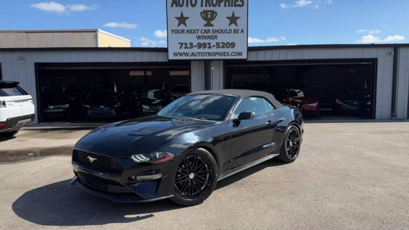 FORD MUSTANG 2019 1FATP8UH9K5159845 image