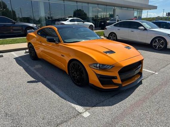 FORD MUSTANG 2019 1FA6P8CF1K5141806 image