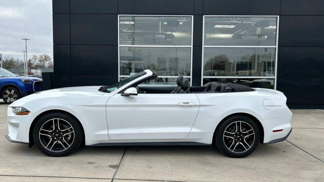 FORD MUSTANG 2019 1FATP8UH3K5138618 image