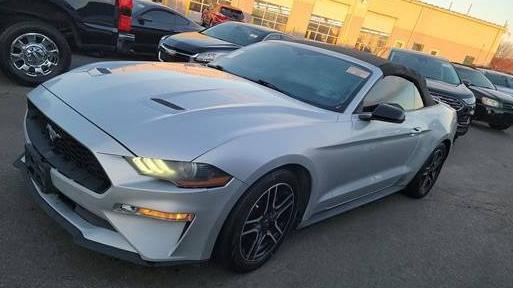 FORD MUSTANG 2018 1FATP8UH2J5132601 image