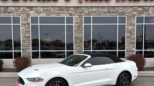 FORD MUSTANG 2018 1FATP8UH7J5110075 image