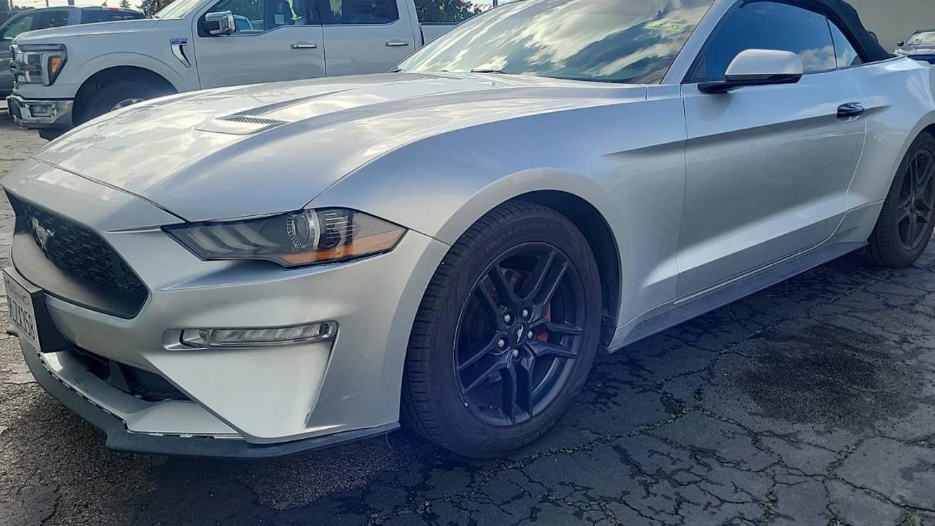 FORD MUSTANG 2018 1FATP8UH1J5132492 image