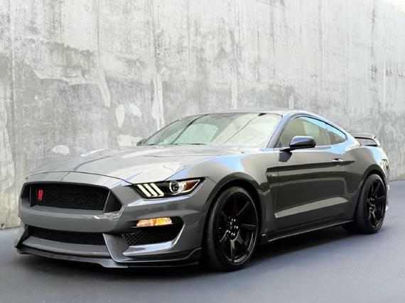 FORD MUSTANG 2018 1FA6P8JZ1J5502155 image